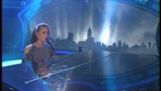 Alicia Keys Empire State Of Mind in New York American Idol 2010 [upl. by Alegnaoj466]