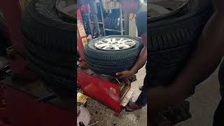 Xuv500 w10 upgrading Tyre 235 TO 255 upsizing xuv500 yokohama geolandarsuv automobile live [upl. by Ayn]