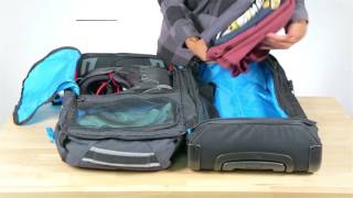 Dakine Split Roller Bag [upl. by Ydnas]