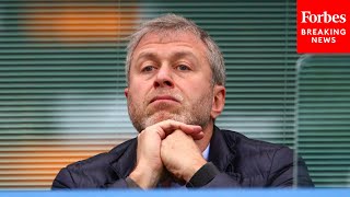 Russian Oligarch Abramovich Apparently Poisoned After Attempting Ukraine Peace Talks [upl. by Shuping]