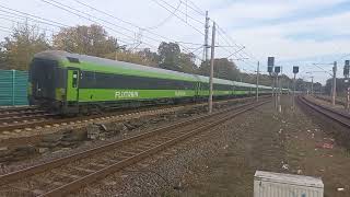 Weiterer FLIXTRAIN Durchfährt Bahnhof Rathenow am 20102024 Richtung Berlin [upl. by Sisto826]