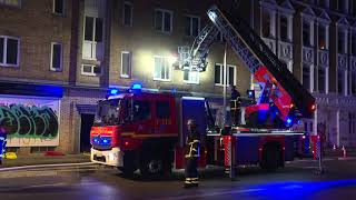 Hamburg Altona Küchenbrand in der Max Brauer Allee [upl. by Gnilsia787]