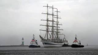 Segelschulschiff „Mir“ in Warnemünde [upl. by Garber]