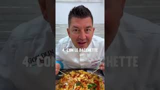 Come si mangia la pizza a Napoli Ecco tutti i modi spiegati da Errico Porzio [upl. by Donovan780]