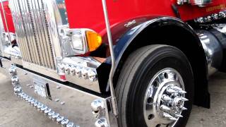 Peterbilt 357s Jakin it at the show [upl. by Atiekahs]