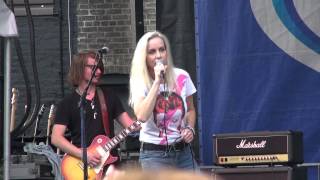 Cherie Currie 2013 Chicago IL Rebel Rebel [upl. by Aynik540]