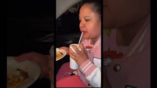 Déjame allí darte jajaja youtubeshorts humor comedias diversion mom family [upl. by Alysoun]