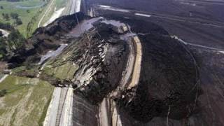 10 Biggest and Largest Historic Landslides [upl. by Rayham461]