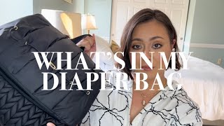 WHAT’S IN MY DIAPER BAG  1 year old [upl. by Eilak]