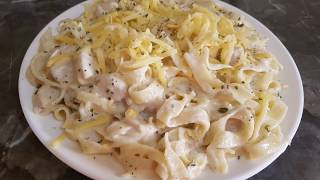 tagliatelles au poulet et champignons à la sauce blanche مقرونة بالصلصة البيضاء بدون كريمة [upl. by Autrey]