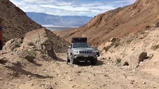 quotShiftersquot Jeep Grand Cherokee WK2 Lippincott Pass Climb [upl. by Redfield]