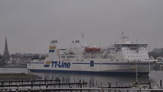 Nils Dacke  Auslaufen aus Travemünde [upl. by Ynos687]