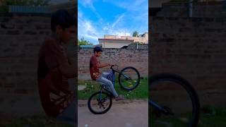 New stant 😱🤯 subscribe for more ✅💯 shorts viral trending stunt cyclestunt [upl. by Raab423]