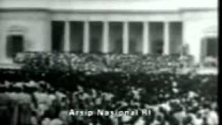 Indonesias first president Soekarnos speech in front of the Indonesian people [upl. by Weissberg]