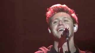 4K Niall Horan  Fools Gold Flicker World Tour 2018 Madrid [upl. by Anelas]