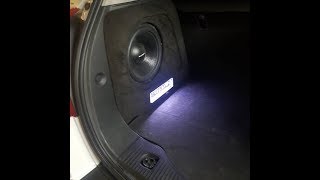 realizzazione cassa subwoofer in vetroresina integrata nel fianchetto cofano [upl. by Rainger805]