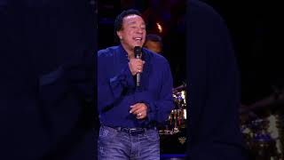 Smokey Robinson Shines with Dont Know Why 🎤✨ BBC Electric Proms 2009 concert smokeyrobinson [upl. by Canale316]