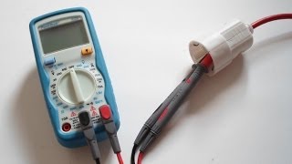 Messen mit dem PeakTech 1035 Multimeter [upl. by Ainevuol]