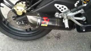 R125 akrapovic exhaust ace cafe [upl. by Blanche]