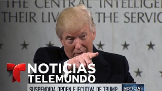 El presidente Trump ataca al juez que congeló su orden ejecutiva  Noticiero  Noticias Telemundo [upl. by Fattal]