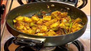 Recipes  Aloo Telangana  Munakaya Ulli Theeyal  01 [upl. by Docia]