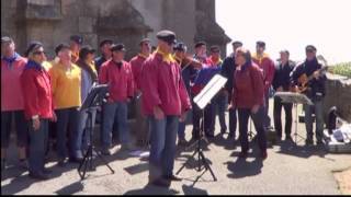 Les Gaillards des Pertruis chantent quotLes Roses de Ouessantquot à Ouessant [upl. by Sisak127]