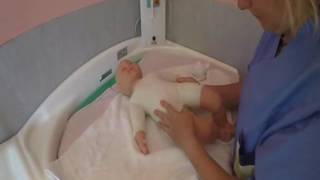 La cura del neonato un video didattico per la famiglia [upl. by Paget373]