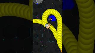 worms zone io  cacing besar superhero Black Widow  slither snake [upl. by Dorraj]