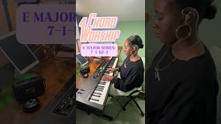 4 CHORD WORSHIP E MAJOR SERIES • 71b22 desaraedeemusic worshippianotutorial pianolessons [upl. by Lancelle115]