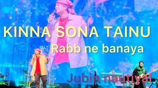 Kinna sona song  Jubin nautiyal  live concert [upl. by Assennev334]