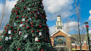 Woodbury Common Premium Outlets 2023 Christmas Walking Tour in 4K  Woodbury NY [upl. by Ellynad866]