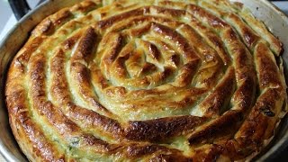 Türkische Börek mit frischem Spinat Baklavalik yufkadan ispanakli börek [upl. by Dita234]