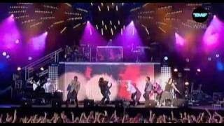 The Black Eyed Peas My Humps Live [upl. by Elsie826]