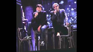 Adriano Celentano e Gianni Morandi  Scende la pioggia  LIVE Arena di Verona with lyricsparole [upl. by Anitsrhc127]