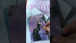 Unboxing my first itzy albumcheckmate yuna kpop [upl. by Aicirtak872]