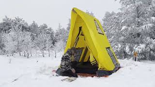 Camping in the jungle during a winter blizzard The scenery is indescribably beautiful [upl. by Blanchette]