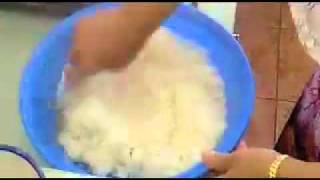 Pulut Kukus Steamed Glutinous Rice [upl. by Tann]