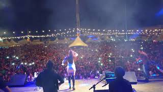 Rayane Martins  Ao vivo em Barra do Mendes [upl. by Eudocia514]