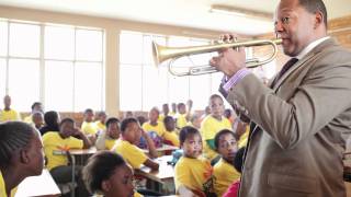 Wynton Teaching improvisation on quotShosholozaquot a Traditional South African Song [upl. by Weixel]