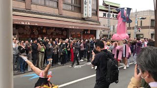 Japan Festivals 川崎かなまら祭り 202342  Kawasaki Kanamara Matsuri  Lễ hội Kanamara ở Nhật [upl. by Mendoza]