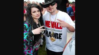 Chingo Bling  When She Turn Around RMX Ft Snow Tha Product 2011 [upl. by Maible]