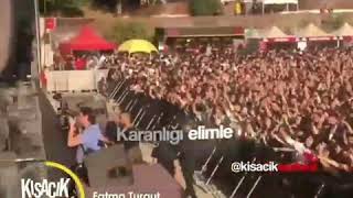 Fatma Turgut pembe mezarlık konser [upl. by Rolyt]