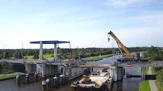 Timelapse vervangen liggers brug Kootstertille [upl. by Tedd]