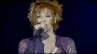 Mylène Farmer live en toute intimité [upl. by Langan]