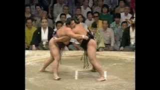 Chiyonofuji vs Hokutoumi  Nagoya 1989 千代の富士 対 北勝海 [upl. by Rawden]