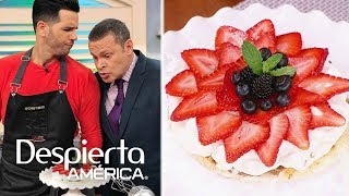 Receta de pavlova de fresas un clásico y ligero postre [upl. by Oicam506]