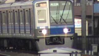 西武鉄道6000系 新宿線花小金井駅 【6101F】 [upl. by Che]