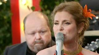 Helen Sjöholm tillsammans med BAO  Kära syster live på Allsång på Skansen [upl. by Mcbride]