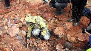 Lighting paper on fire with volcanic rock at Tolbachik in Russia [upl. by Tamma576]