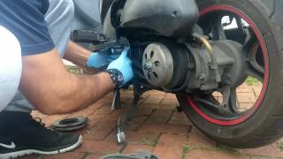 honda PS125 front pully drive got loose پولی باز شده [upl. by Rizika]